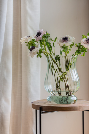 Szklany wazon W-374A optyk H:25cm D:19cm