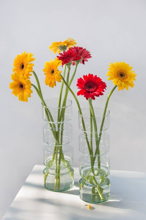 Szklany wazon W-555A H:26cm D:9cm