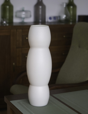 Wazon dekoracyjny W-348A kremowy H:50cm D:16cm