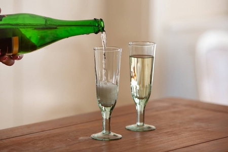 Szklany kieliszek do napojów KK-12D H:19,5cm D:6cm