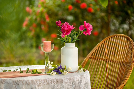 Szklany wazon W-395K1 H:25cm D:14,5cm biały