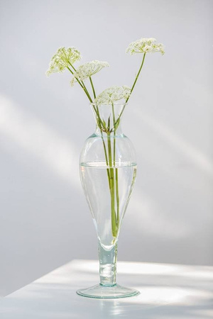 Szklany wazon W-358 H:30cm D:6,5cm