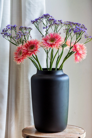 Czarny wazon szklany słój W-759B czarny mat H:32 cm D:20 cm