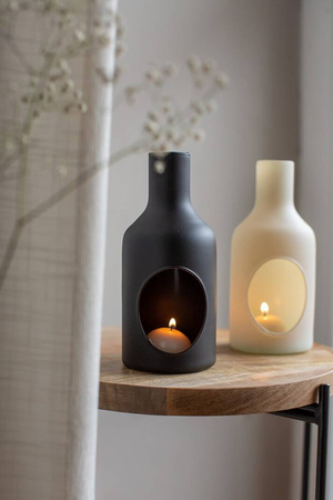 Czarny matowy świecznik szklany W-485 mat H:20 cm D:9 cm