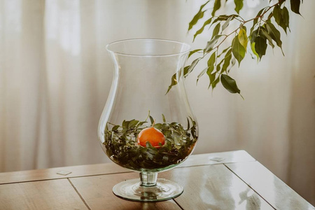 Szklany wazon na stopie W-208A H:32cm D:22cm